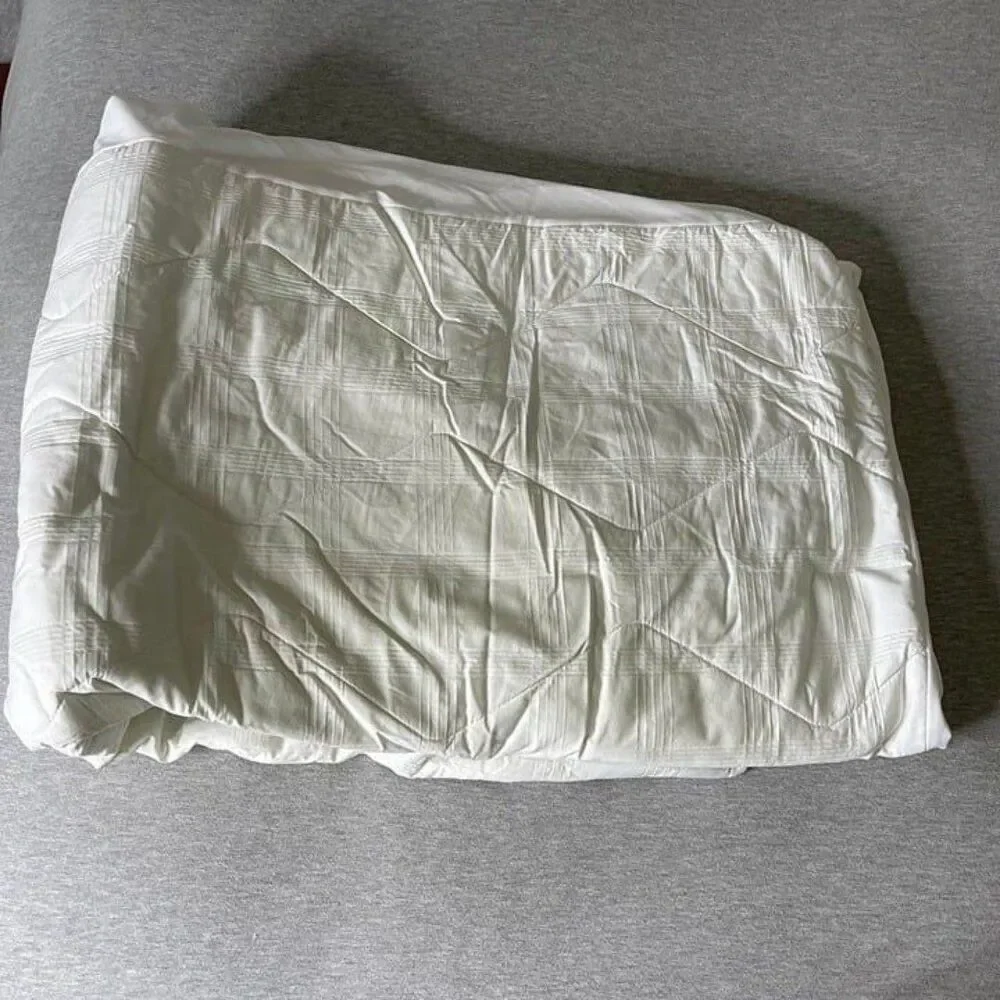 IKEA Quilted Patterned Mattress Protector - King